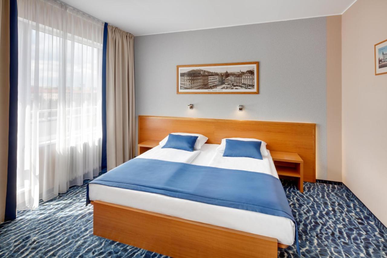 Avanti Hotel Brno Bagian luar foto