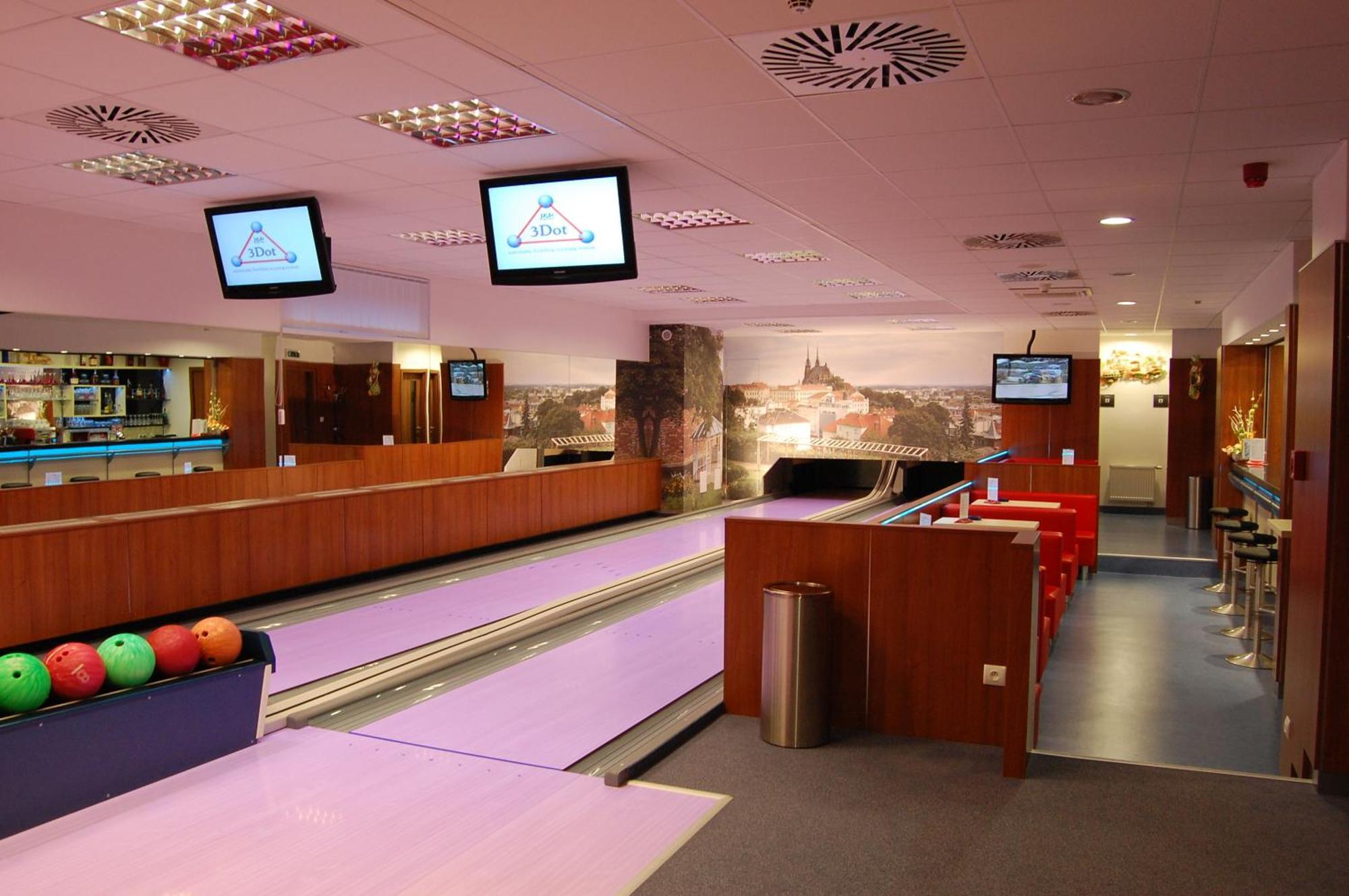 Avanti Hotel Brno Bagian luar foto