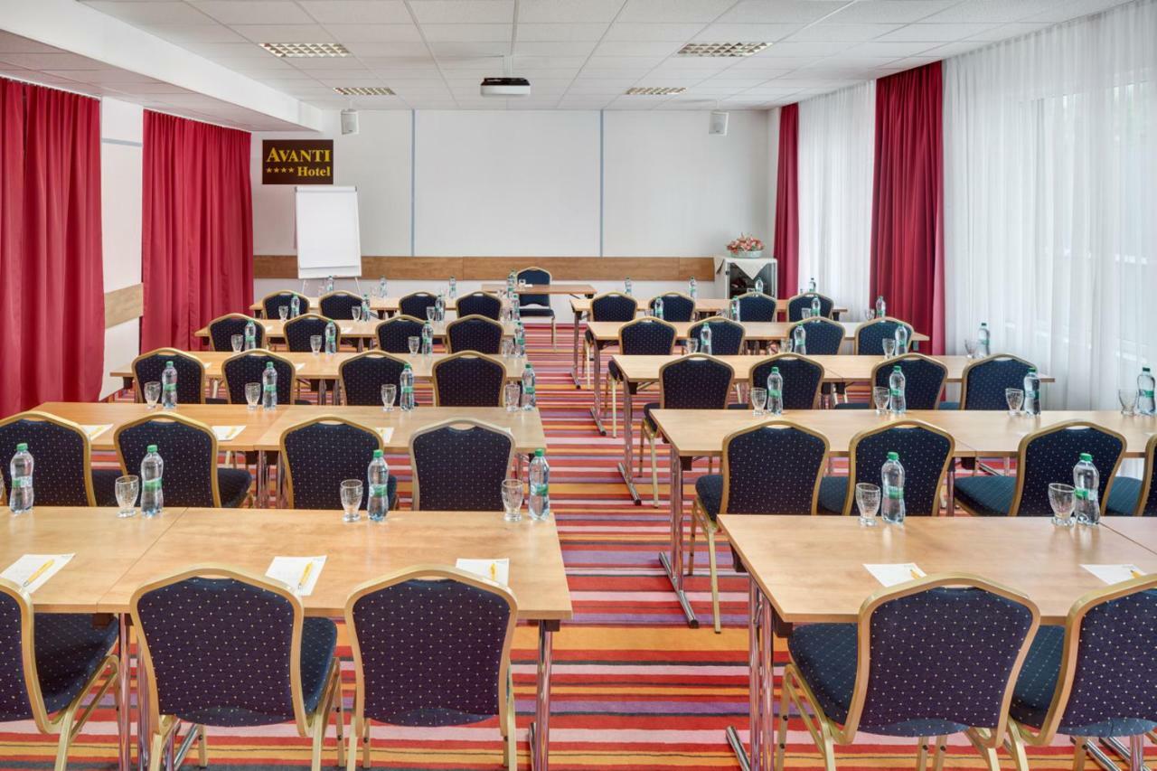 Avanti Hotel Brno Bagian luar foto